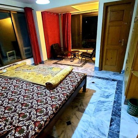 Shahrukh Heights Hotel Murree Exterior photo