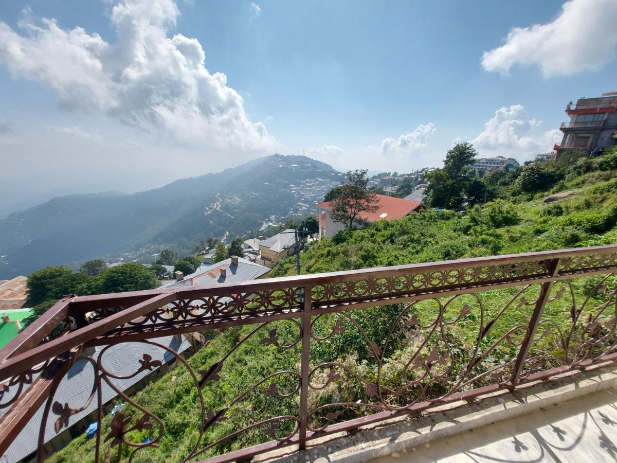 Shahrukh Heights Hotel Murree Exterior photo