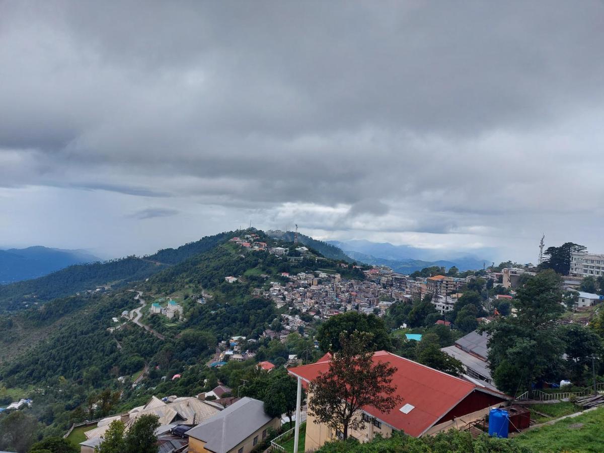 Shahrukh Heights Hotel Murree Exterior photo